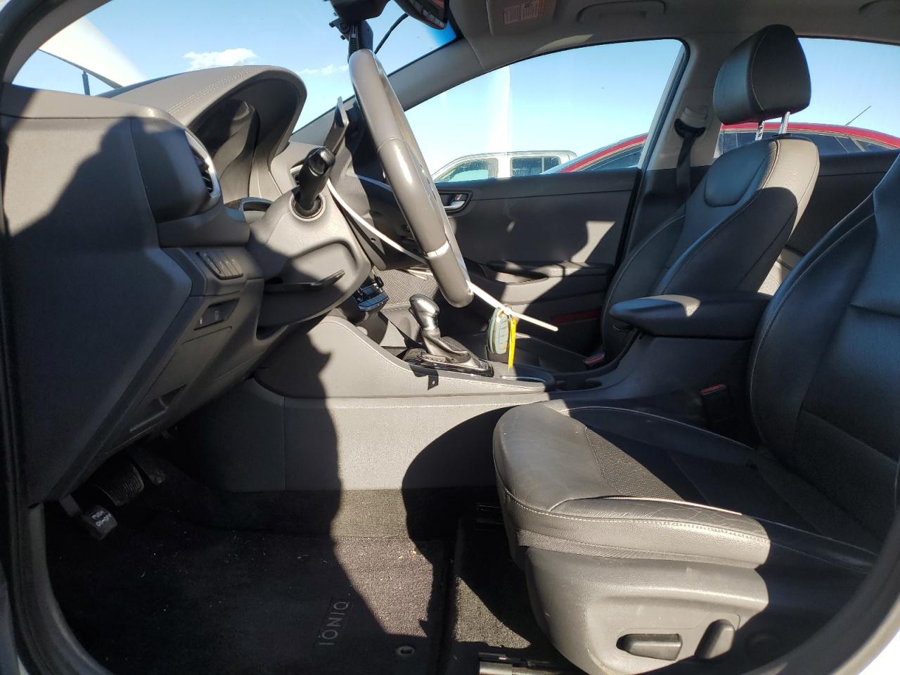 2019 Hyundai IONIQ VIN KMHC05LC1KU111311 Copart auction photo, rear end / minor dent/scratches damage thumbnail 7