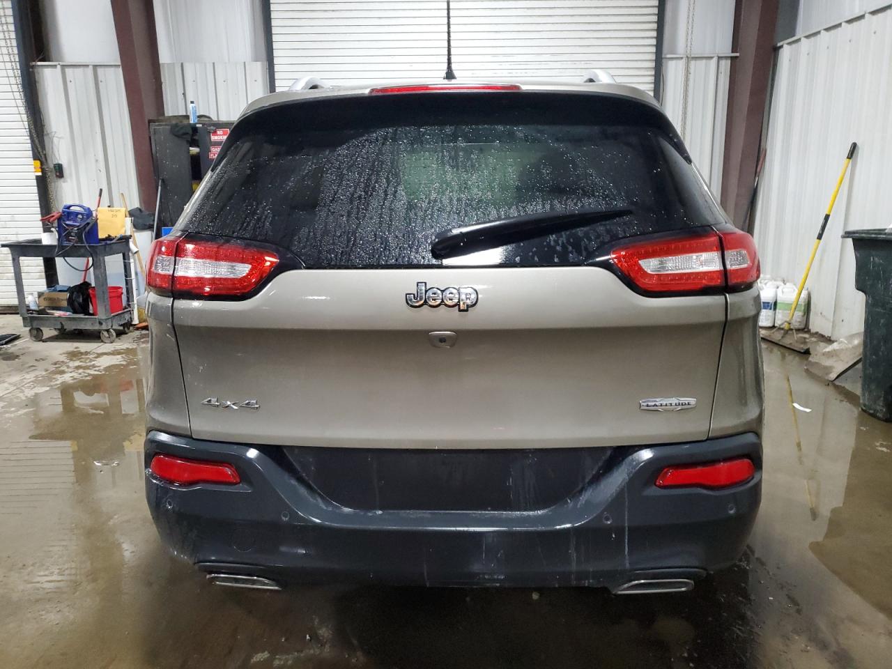 2016 Jeep Grand Cherokee VIN 1C4PJMCS5GW331034 Copart auction photo, front end damage thumbnail 6