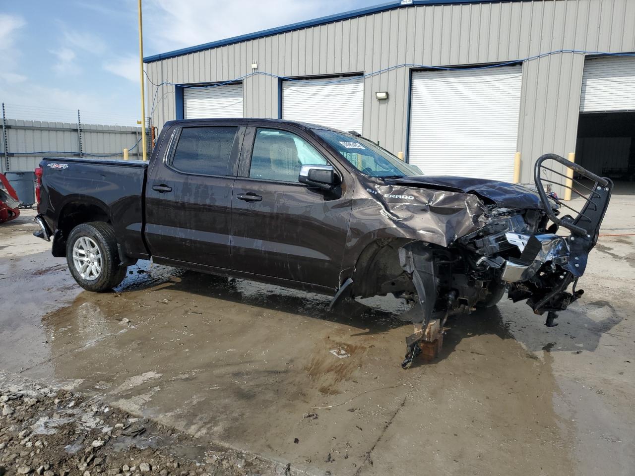 2020 Chevrolet Silverado VIN 3GCUYDED6LG201379 Copart auction photo, rollover damage thumbnail 4