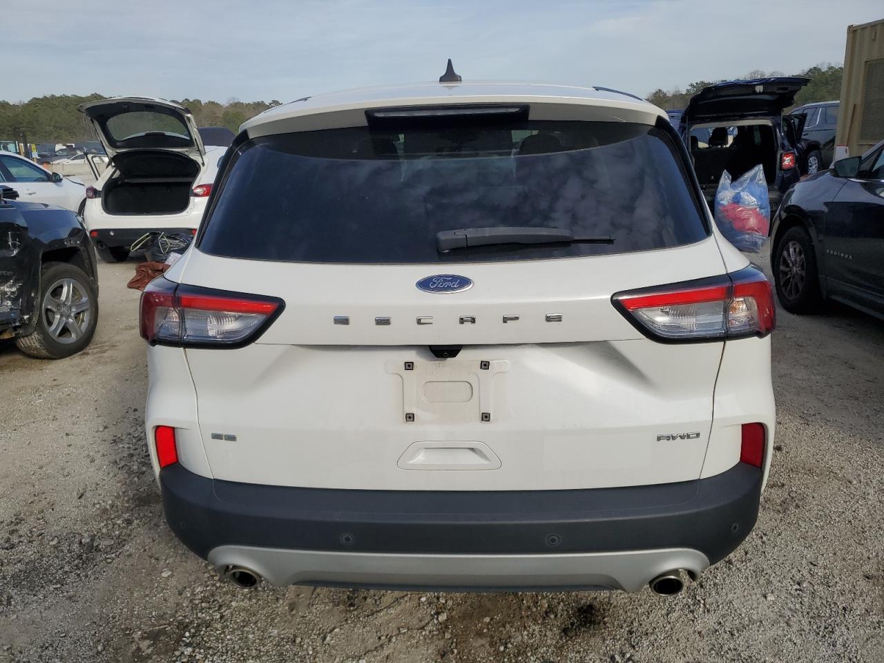 2022 Ford Escape VIN 1FMCU9G60NUA60601 Copart auction photo, front end damage thumbnail 6