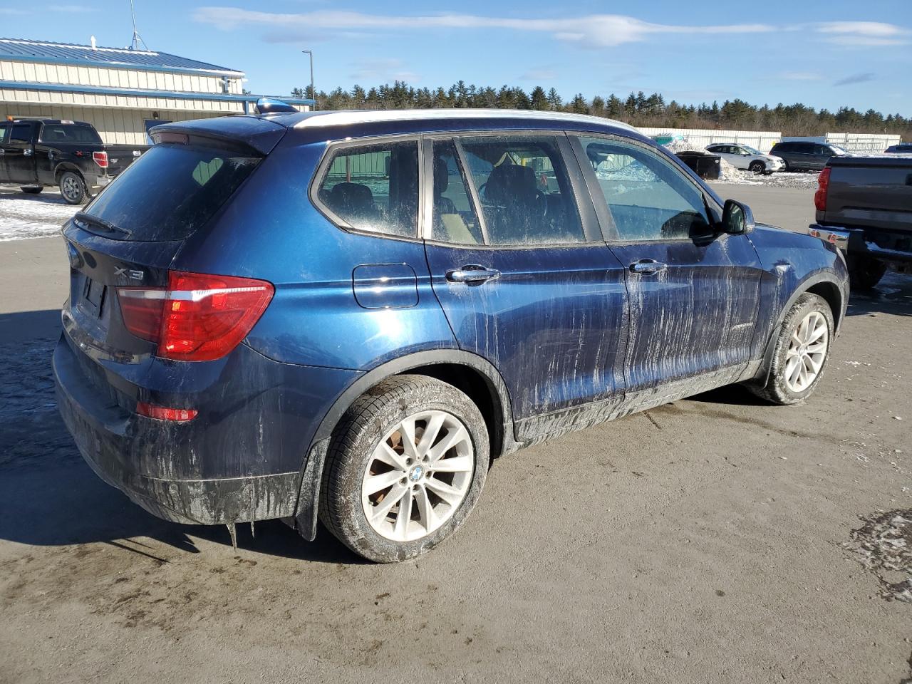 2016 BMW X3 VIN 5UXWY3C57G0N87690 Copart auction photo, front end damage thumbnail 3