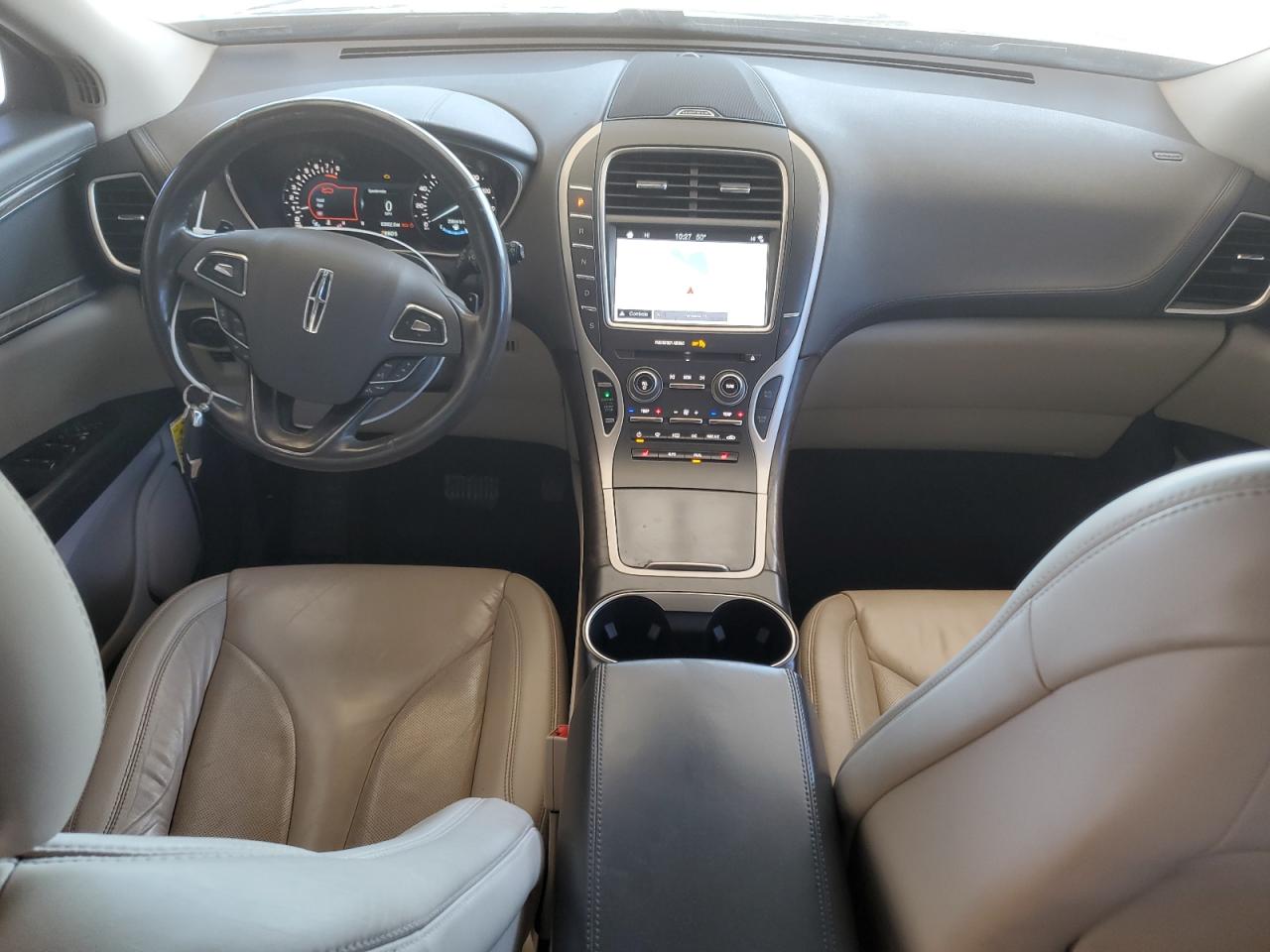 2017 Lincoln MKX VIN 2LMPJ6KR9HBL29557 Copart auction photo, front end damage thumbnail 8