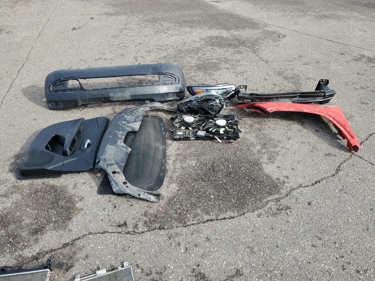 2019 Jeep Cherokee VIN 1C4PJMBX2KD424773 Copart auction photo, front end damage thumbnail 15