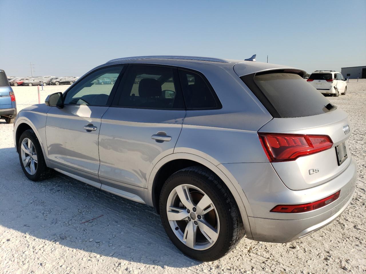 2018 Audi Q5 VIN WA1ANAFY4J2085806 Copart auction photo, front end damage thumbnail 2