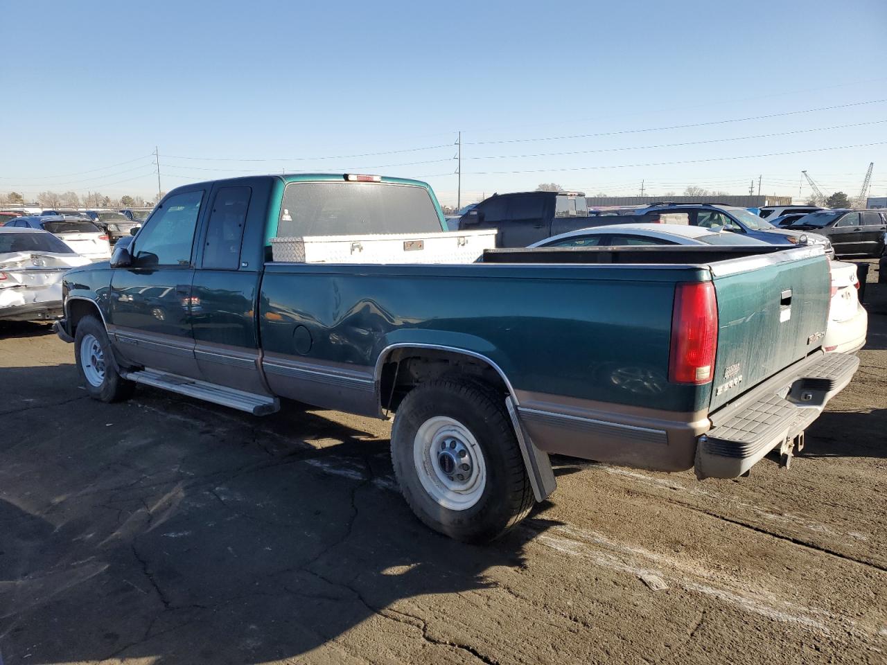 1997 GMC Sierra VIN 1GTGC29J0VE541668 Copart auction photo, front end / side damage thumbnail 2