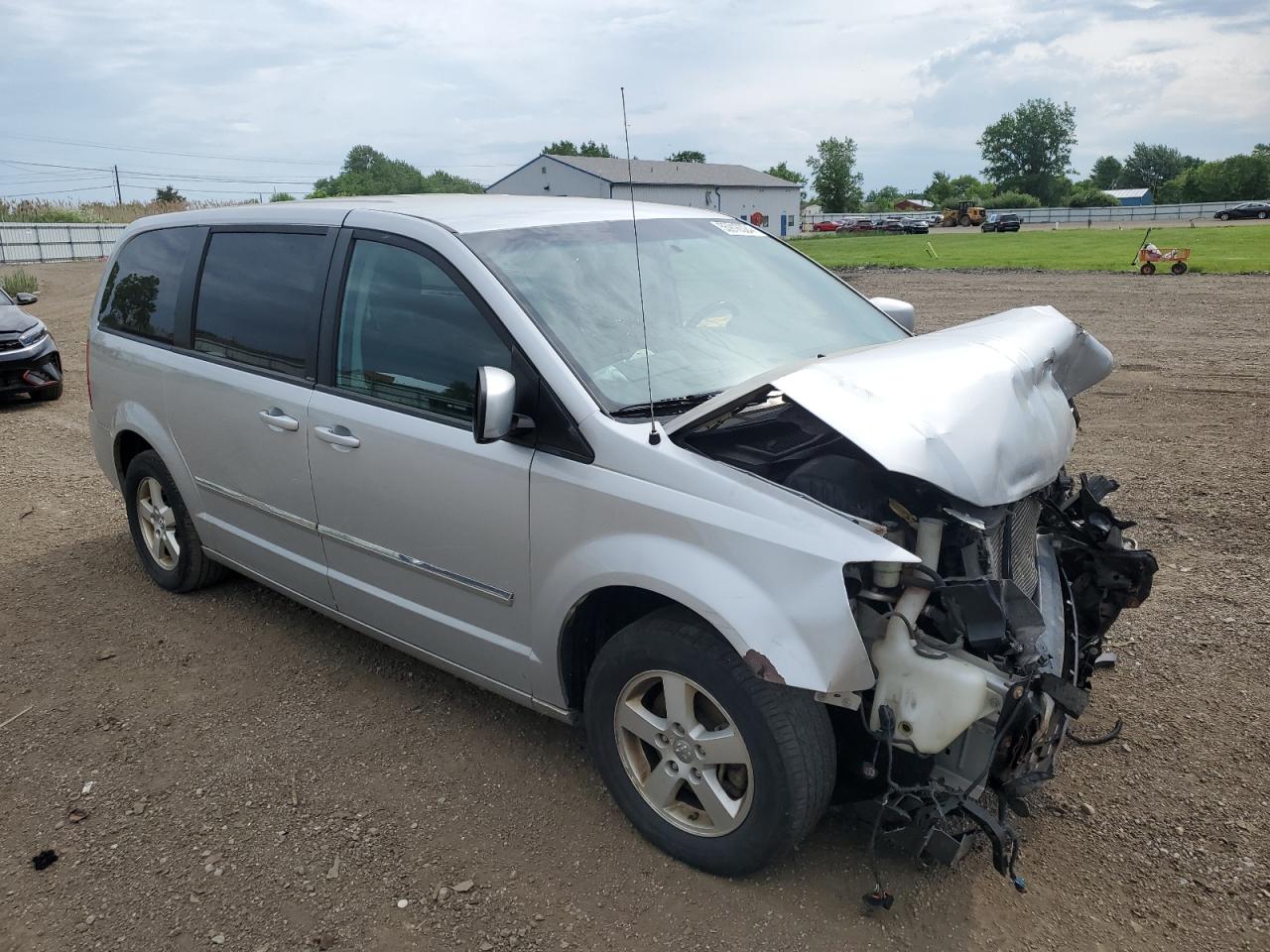 2008 Dodge Caravan VIN 2D8HN54P98R619983 Copart auction photo, front end damage thumbnail 4