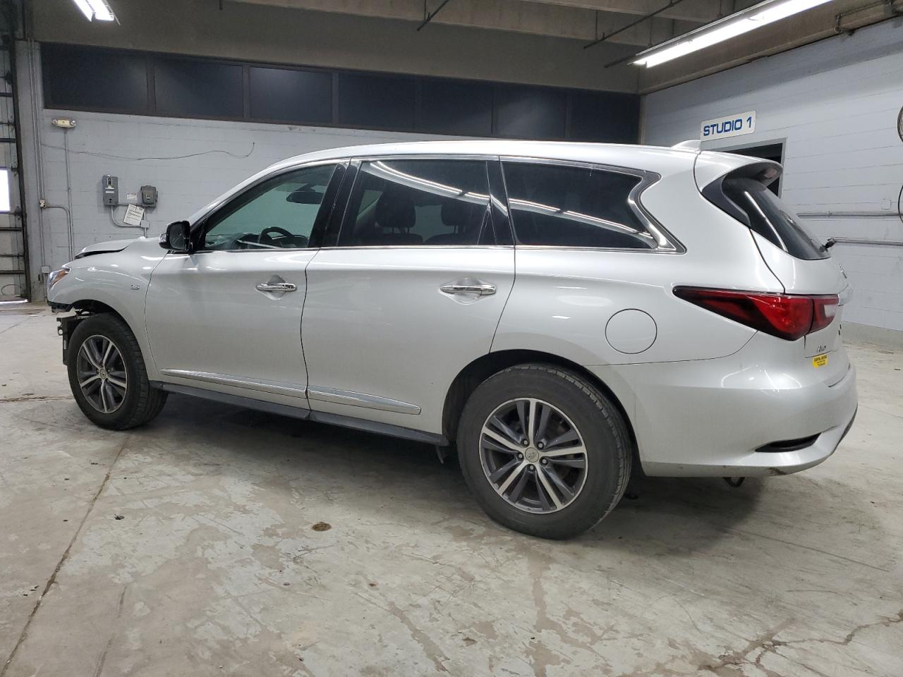 2019 Infiniti QX60 VIN 5N1DL0MM1KC558149 Copart auction photo, front end / rear end damage thumbnail 2