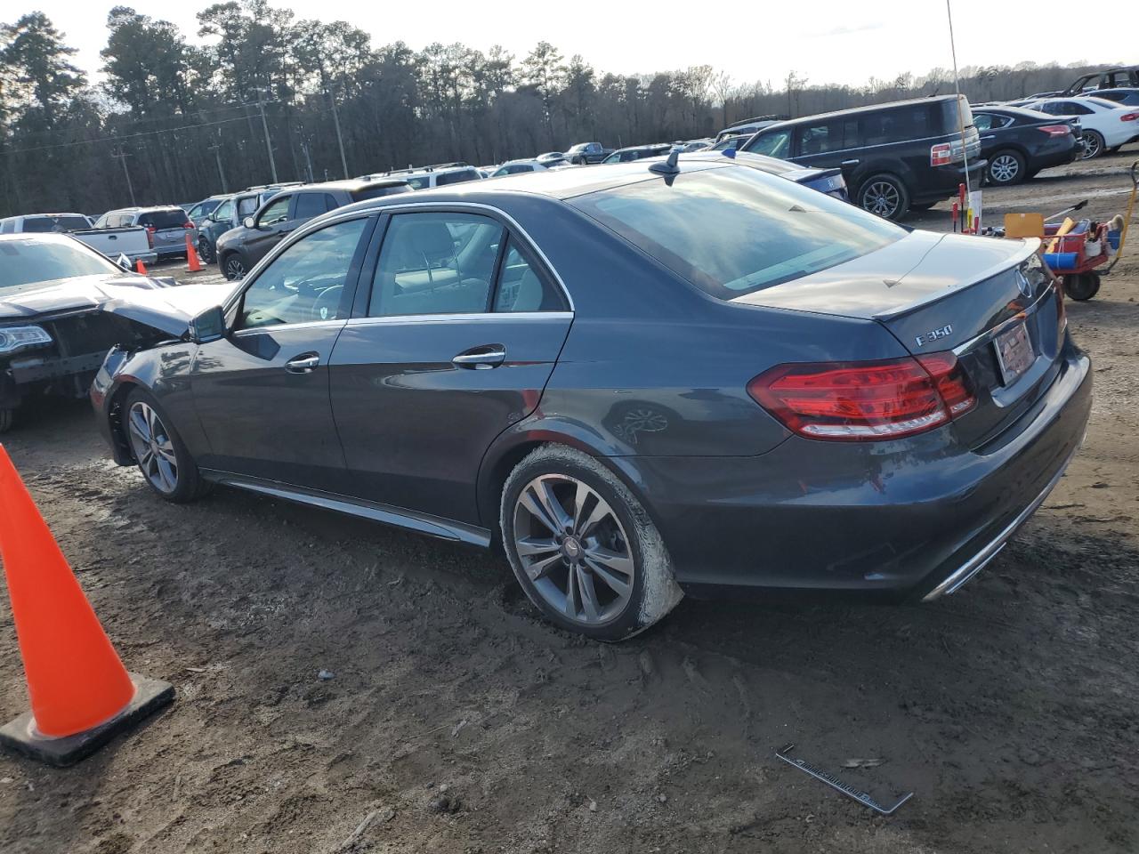 2014 Mercedes-Benz E-klasse VIN WDDHF5KB9EB020052 Copart auction photo, front end damage thumbnail 2