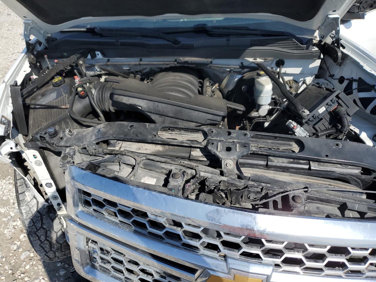 2015 Chevrolet Silverado VIN 3GCPCREC1FG359777 Copart auction photo, front end / side damage thumbnail 11
