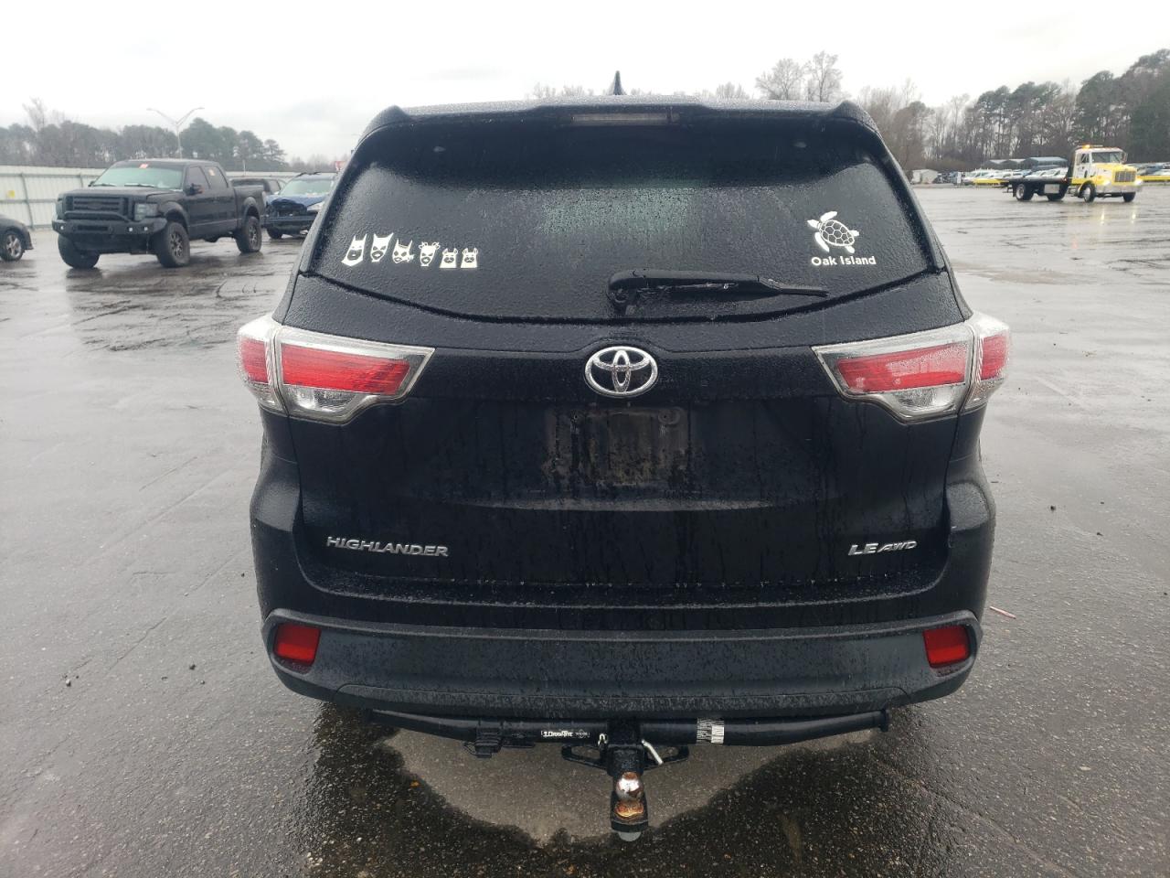 2015 Toyota Highlander VIN 5TDBKRFH1FS141945 Copart auction photo, front end / undercarriage damage thumbnail 6
