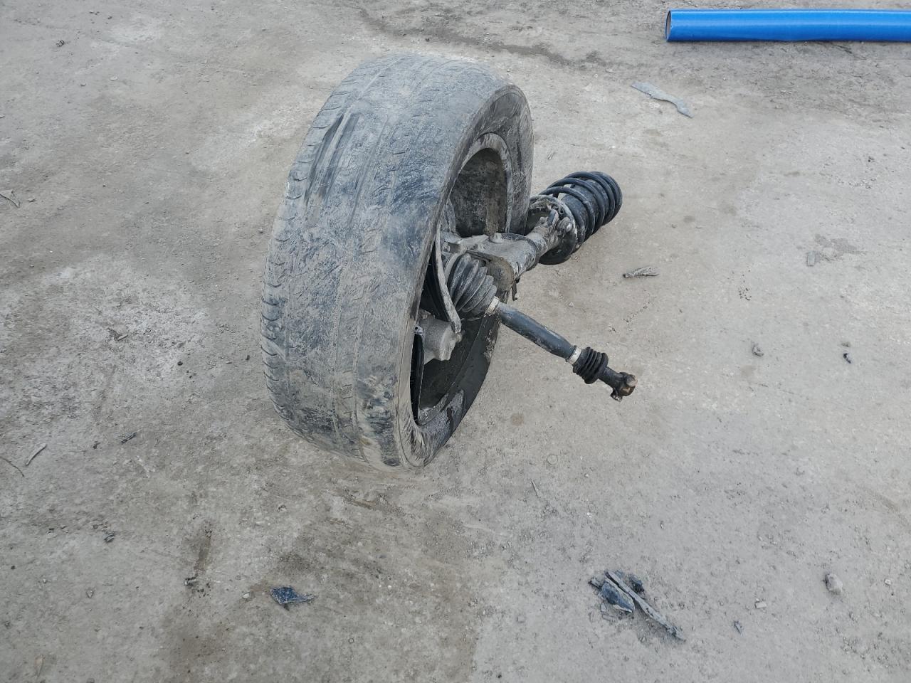 2020 Jeep Compass VIN 3C4NJDBB8LT132102 Copart auction photo, front end / undercarriage damage thumbnail 14