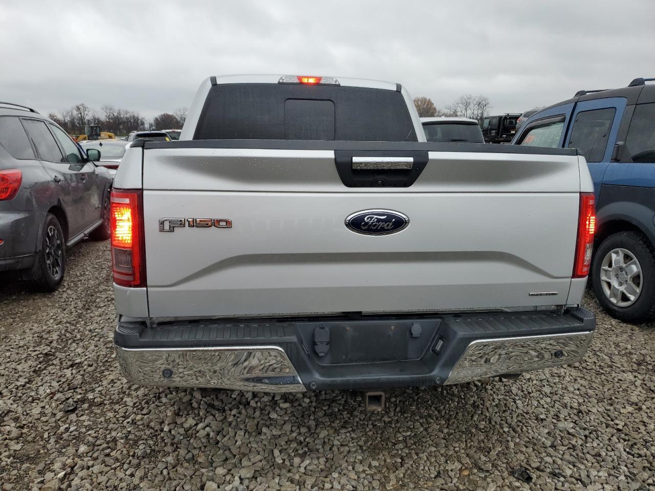 2016 Ford F-150 VIN 1FTEW1C87GKE22096 Copart auction photo, front end damage thumbnail 6