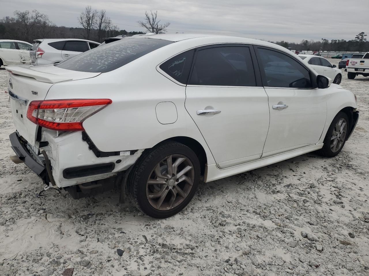 2015 Nissan Sentra VIN 3N1AB7AP7FY354604 Copart auction photo, front end / rear end damage thumbnail 3