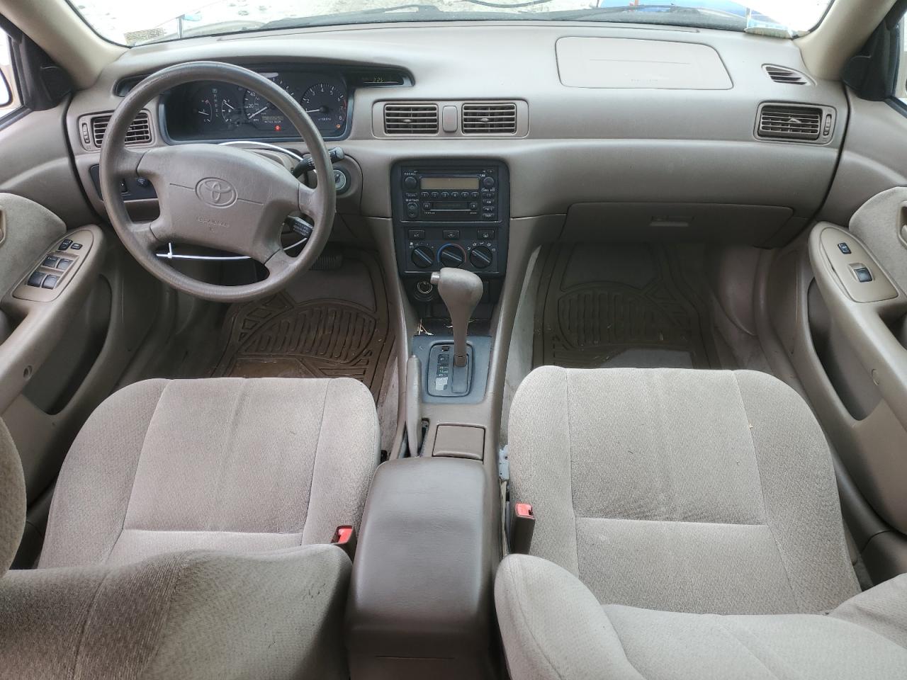 2001 Toyota Camry VIN JT2BG22K010596851 Copart auction photo, front end / minor dent/scratches damage thumbnail 8