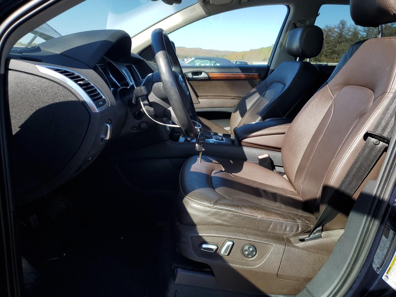 2015 Audi Q7 VIN WA1LGAFEXFD007406 Copart auction photo, water/flood / minor dent/scratches damage thumbnail 7