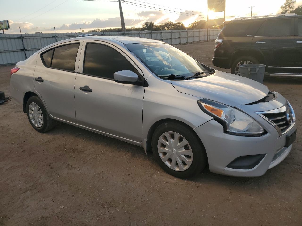2016 Nissan Versa VIN 3N1CN7AP9GL832052 Copart auction photo, front end / side damage thumbnail 4