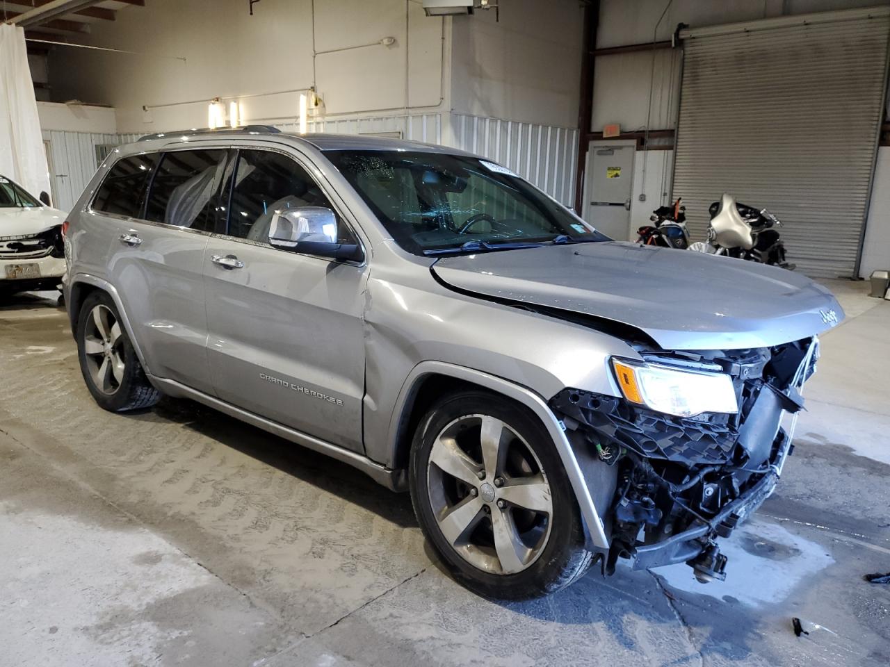 2015 Jeep Grand Cherokee VIN 1C4RJFCG6FC680865 Copart auction photo, front end damage thumbnail 4