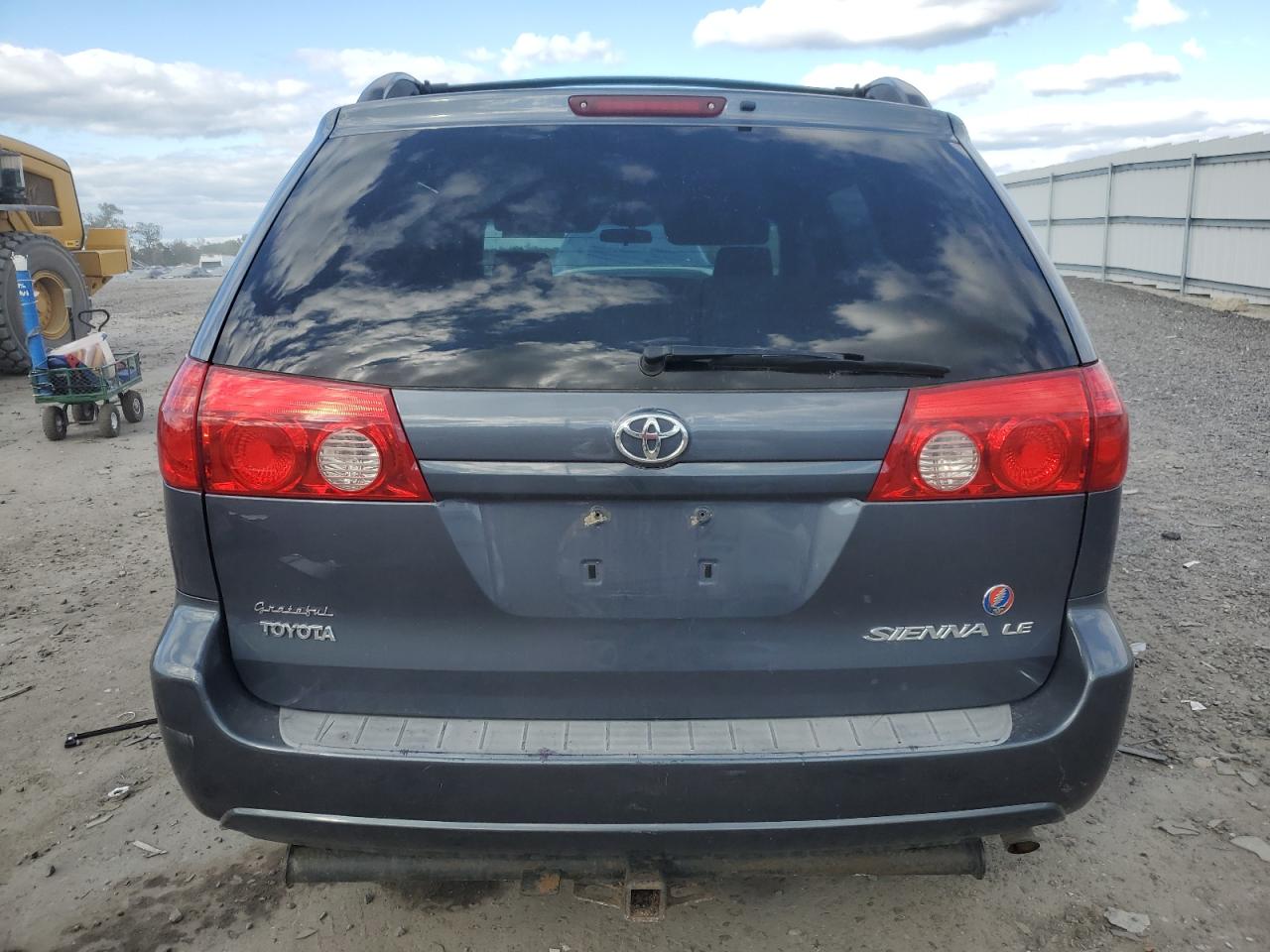 2006 Toyota Sienna VIN 5TDZA23C96S562975 Copart auction photo, front end / side damage thumbnail 6