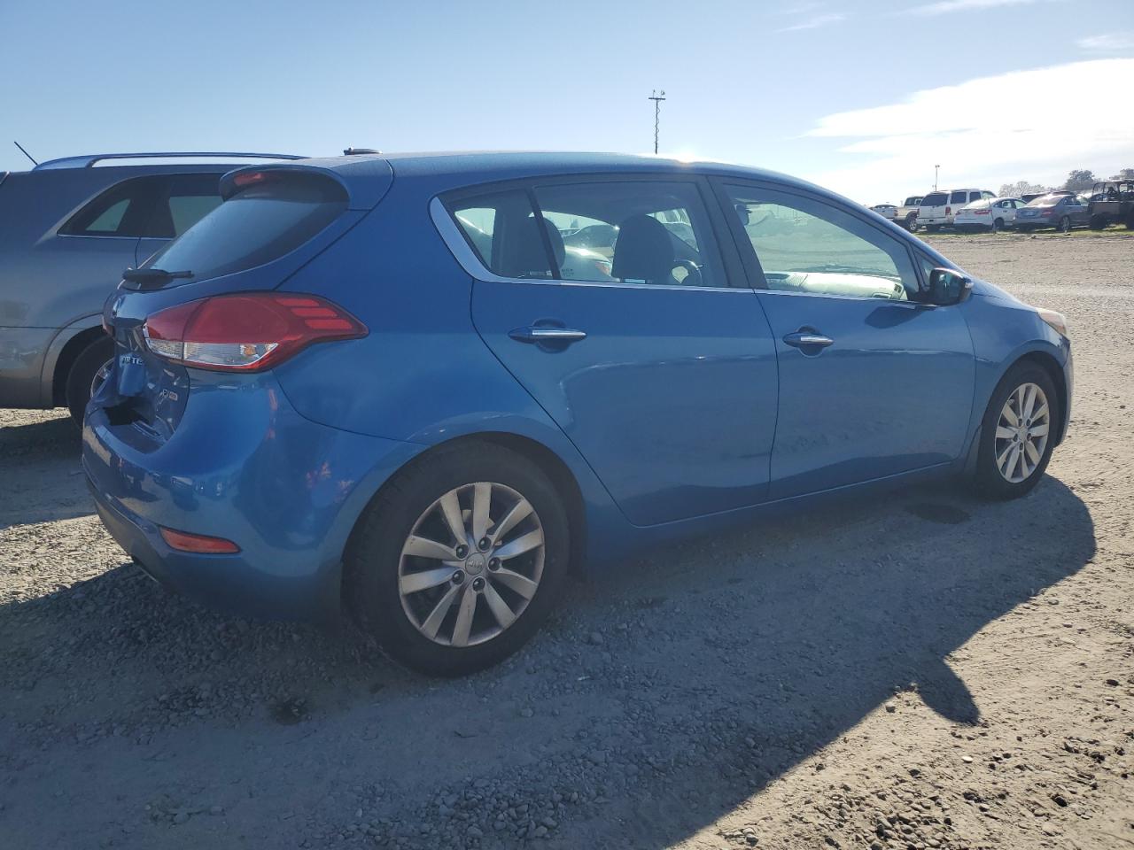 2015 KIA Forte VIN KNAFX5A80F5342340 Copart auction photo, rear end / front end damage thumbnail 3