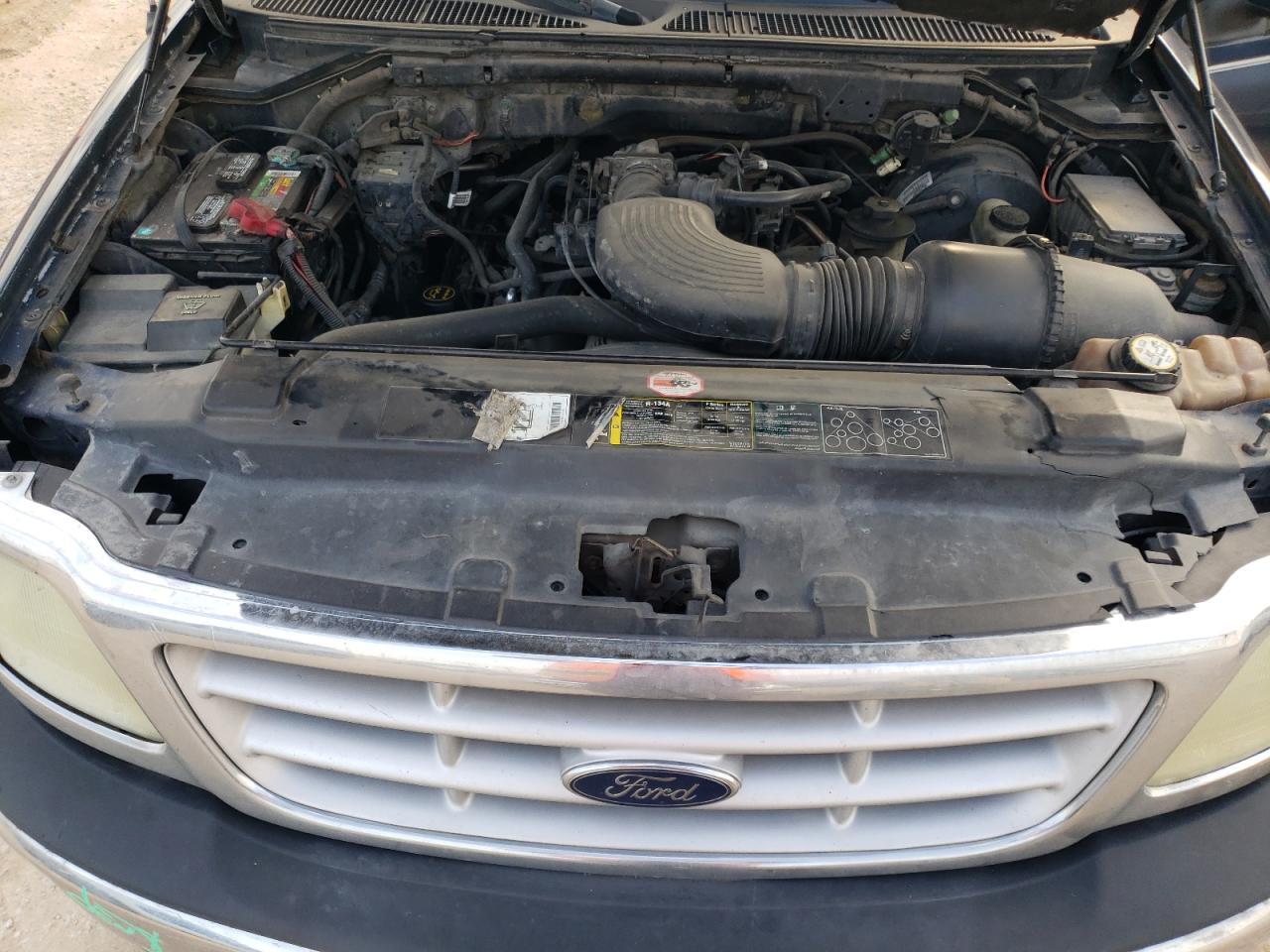 2002 Ford F-150 VIN 1FTRW07L82KE27035 Copart auction photo, minor dent/scratches damage thumbnail 11