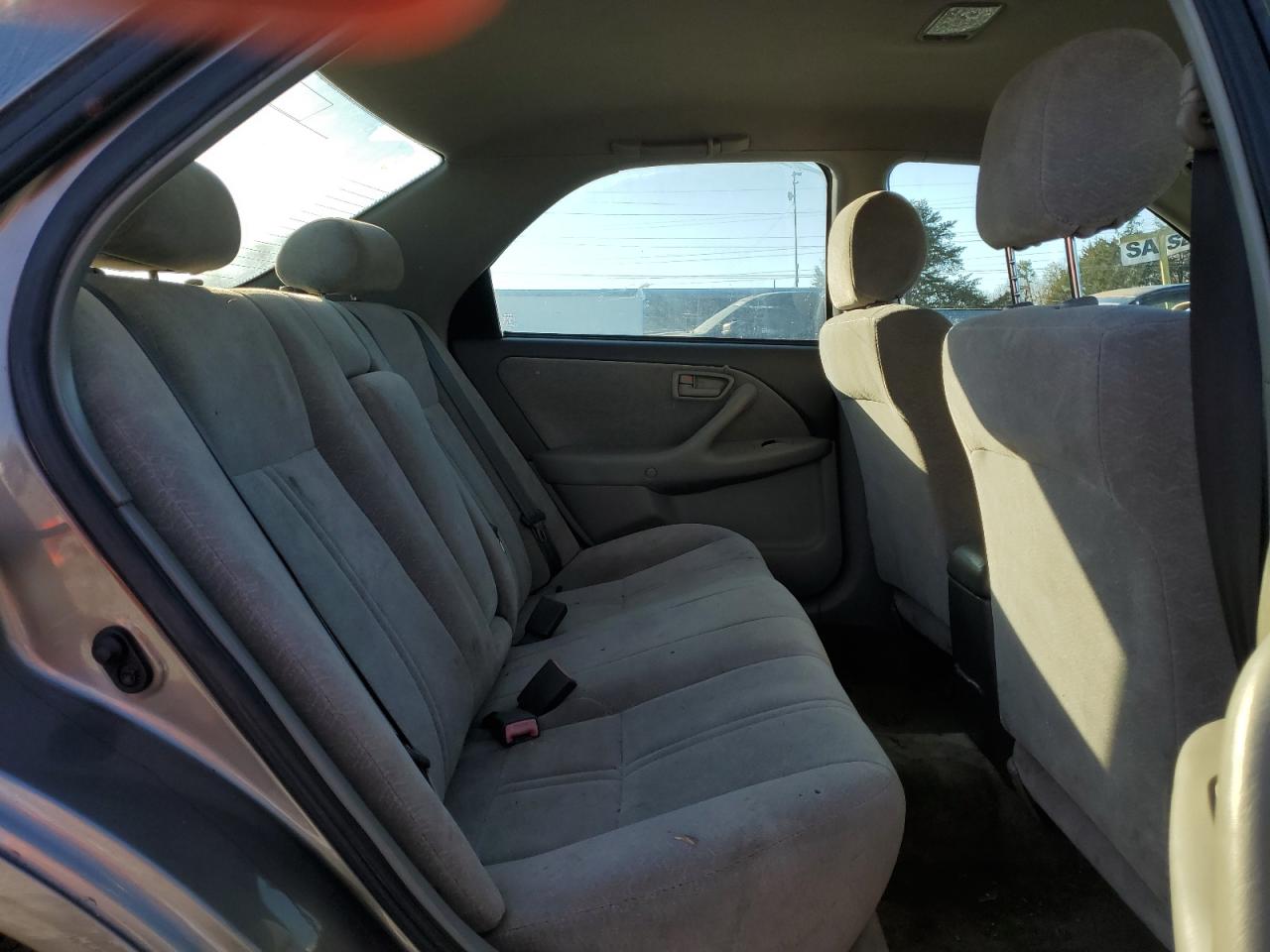1997 Toyota Camry VIN JT2BG22K9V0085242 Copart auction photo, front end / all over damage thumbnail 10