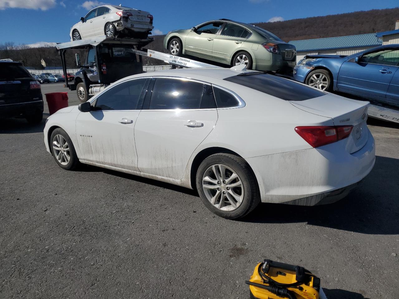 2016 Chevrolet Malibu VIN 1G1ZE5STXGF360017 Copart auction photo, side / minor dent/scratches damage thumbnail 2