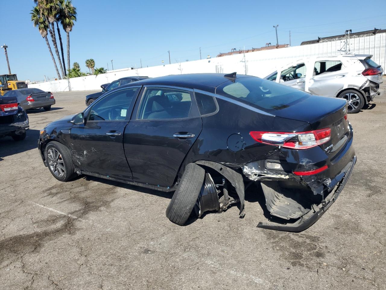 2019 KIA Optima VIN 5XXGT4L37KG374514 Copart auction photo, side / undercarriage damage thumbnail 2