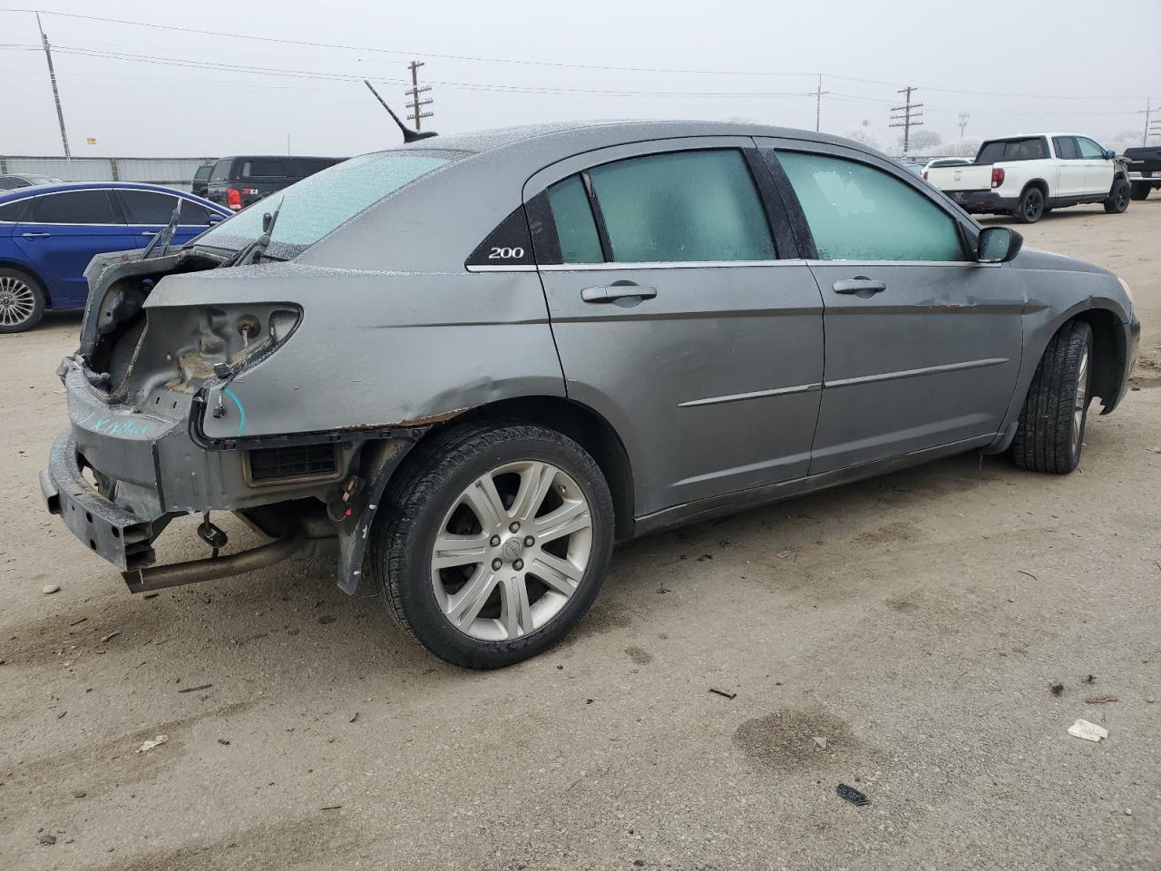 2013 Chrysler 200 VIN 1C3CCBBB4DN639784 Copart auction photo, rear end / mechanical damage thumbnail 3
