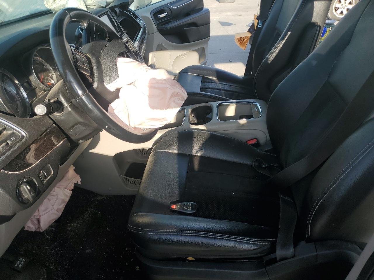 2018 Dodge Caravan VIN 2C4RDGCG3JR300782 Copart auction photo, front end damage thumbnail 7