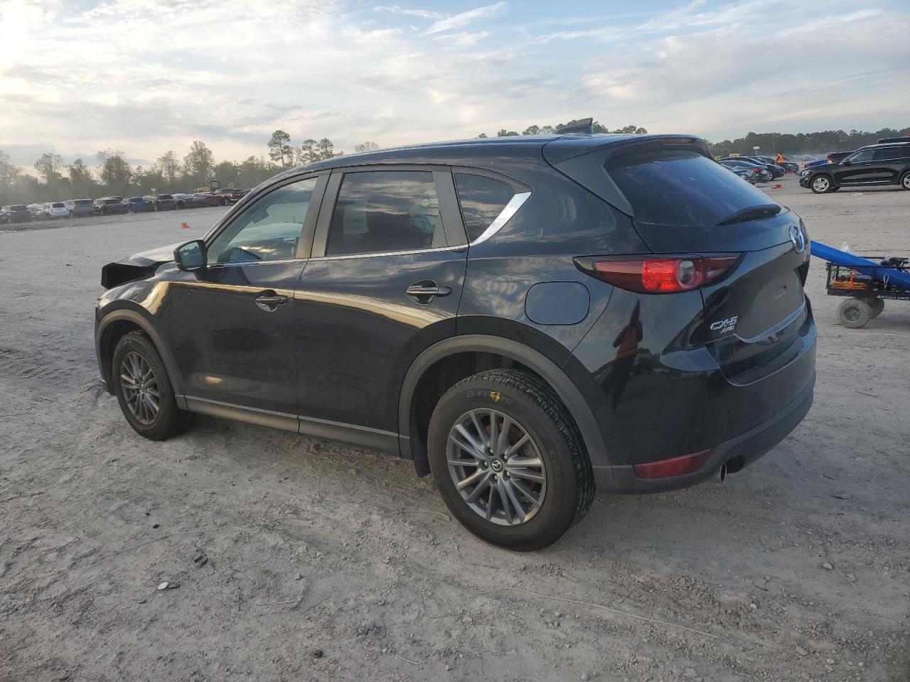 2017 Mazda CX-5 VIN JM3KFBCL9H0224489 Copart auction photo, front end damage thumbnail 3