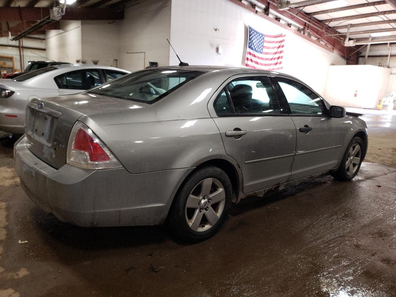 2009 Ford Fusion VIN 3FAHP071X9R153744 Copart auction photo, front end / side damage thumbnail 3