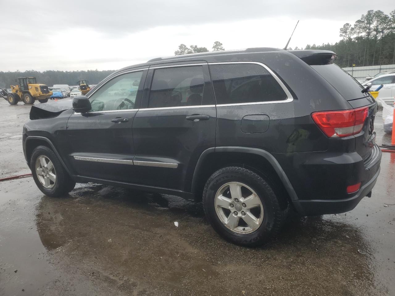 2011 Jeep Grand Cherokee VIN 1J4RR4GG4BC515196 Copart auction photo, front end damage thumbnail 2