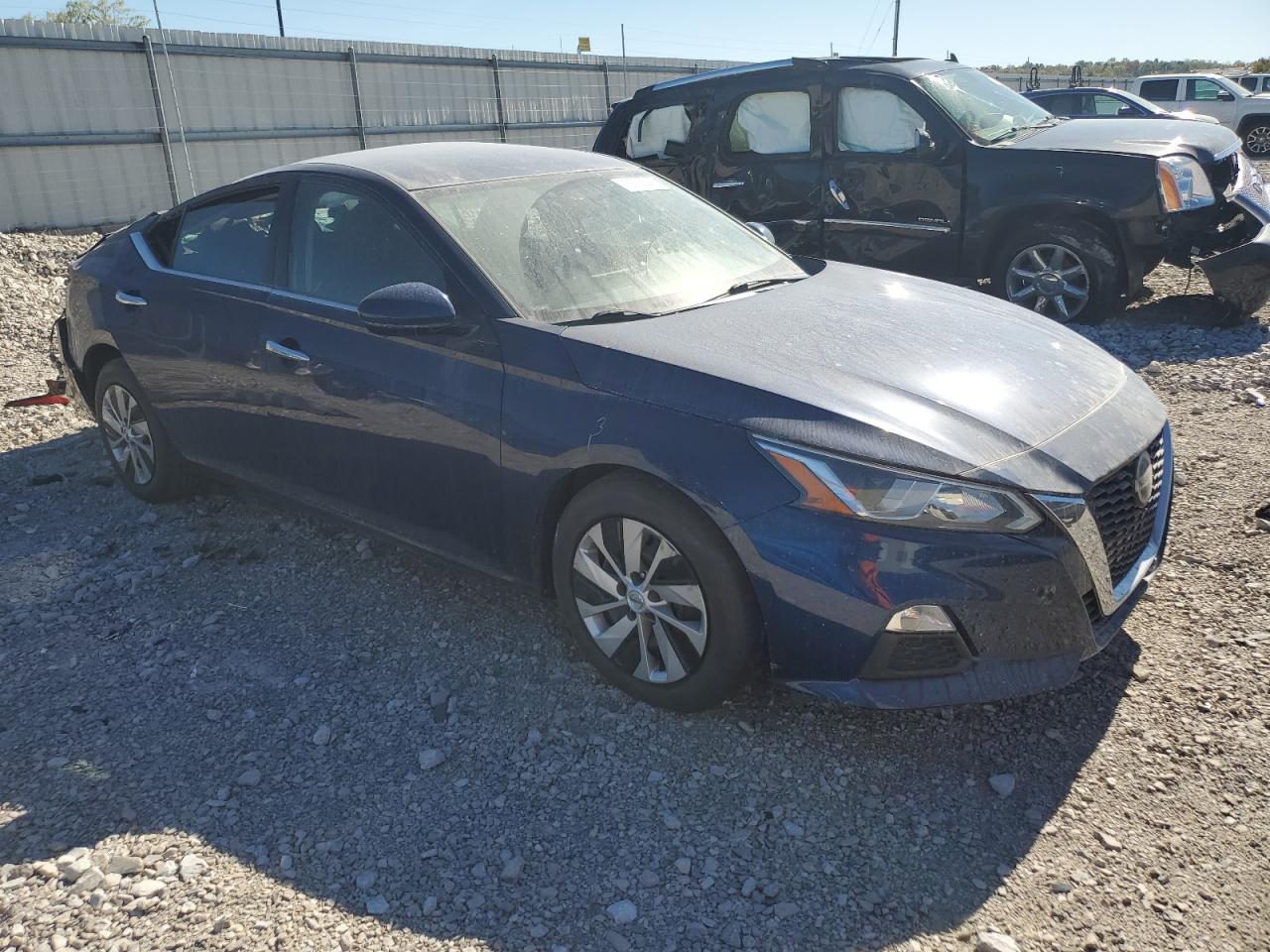 2019 Nissan Altima VIN 1N4BL4BV2KC207075 Copart auction photo, top/roof / rear end damage thumbnail 4