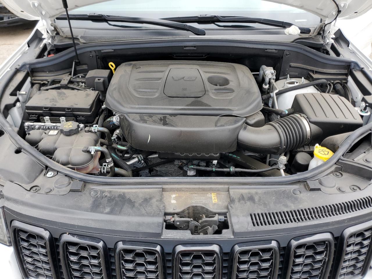 2021 Jeep Grand Cherokee VIN 1C4RJFAG9MC652901 Copart auction photo, minor dent/scratches damage thumbnail 12
