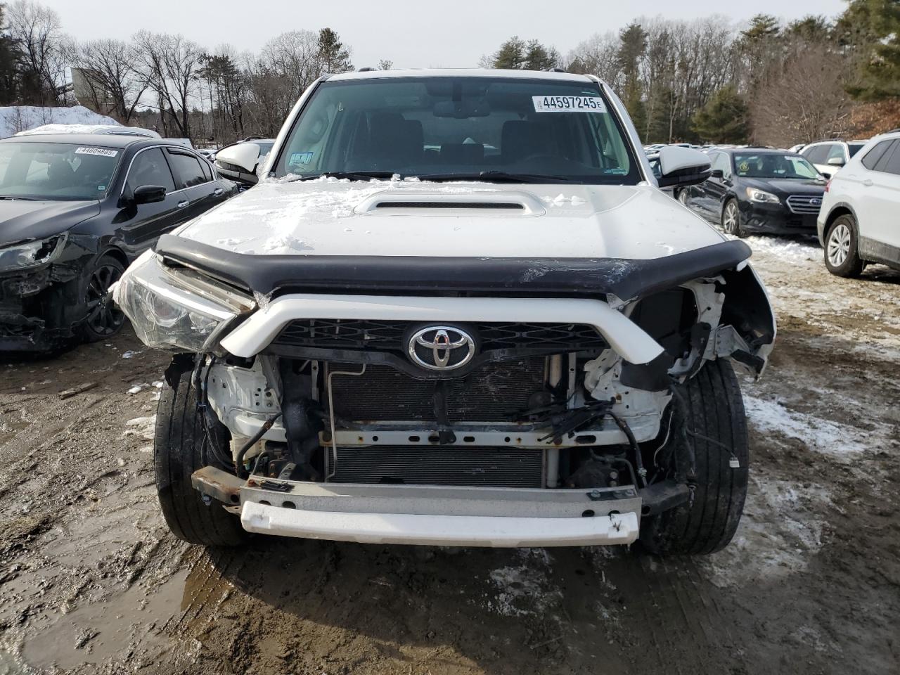 2015 Toyota 4Runner VIN JTEBU5JR6F5244301 Copart auction photo, front end / side damage thumbnail 5
