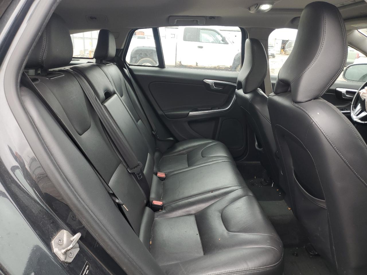2015 Volvo V60 VIN YV1612SK2F1221131 Copart auction photo, front end damage thumbnail 11