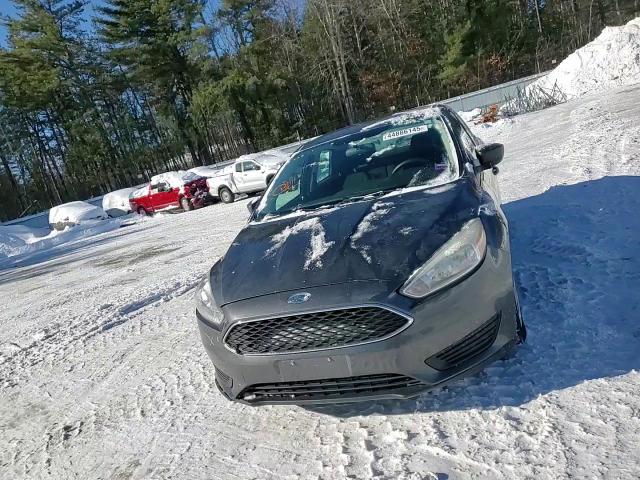 2016 Ford Focus VIN 1FADP3E25GL227899 Copart auction photo, front end / undercarriage damage thumbnail 11