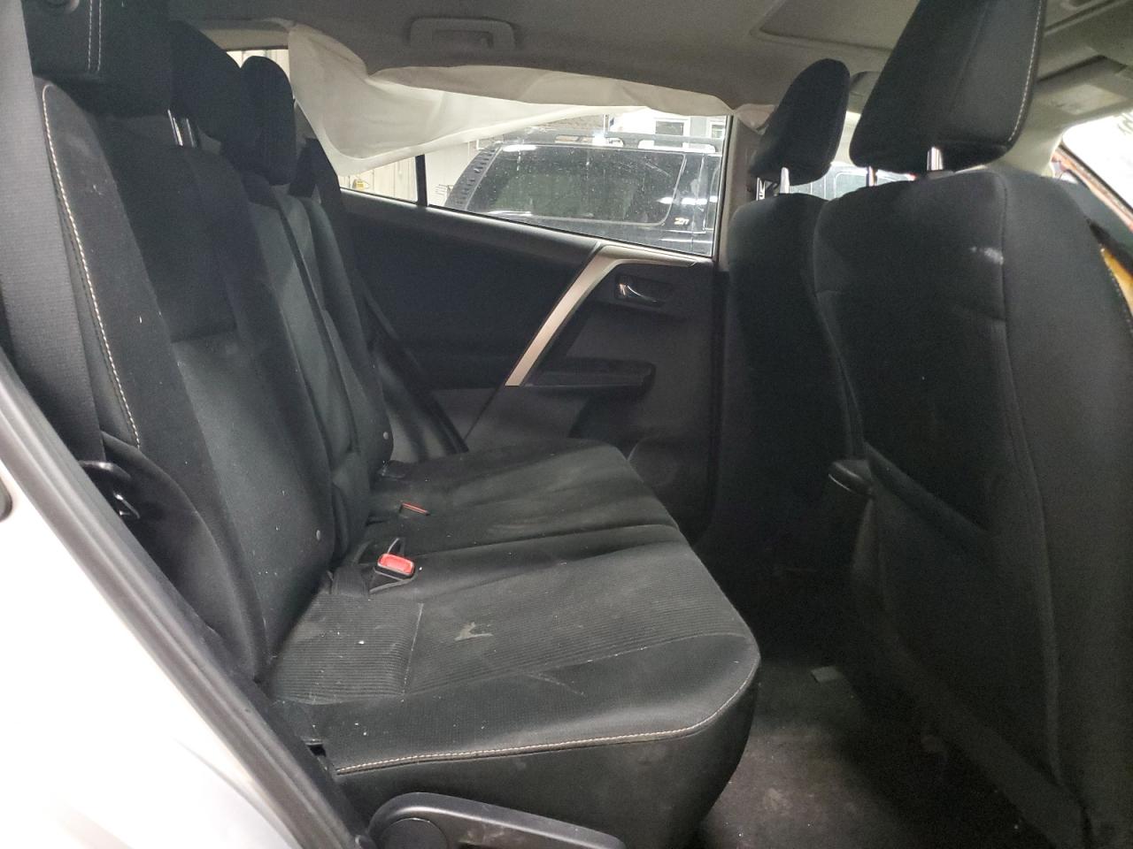 2015 Toyota RAV 4 VIN 2T3RFREV1FW388424 Copart auction photo, all over damage thumbnail 11