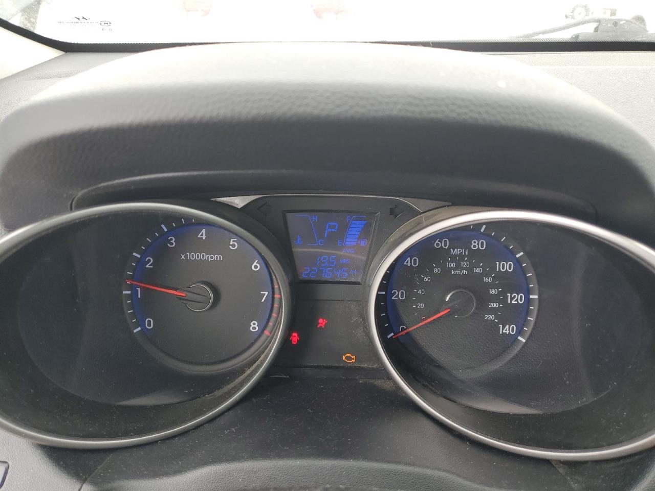 2011 Hyundai Tucson VIN KM8JUCAC8BU248619 Copart auction photo, frame damage / all over damage thumbnail 9