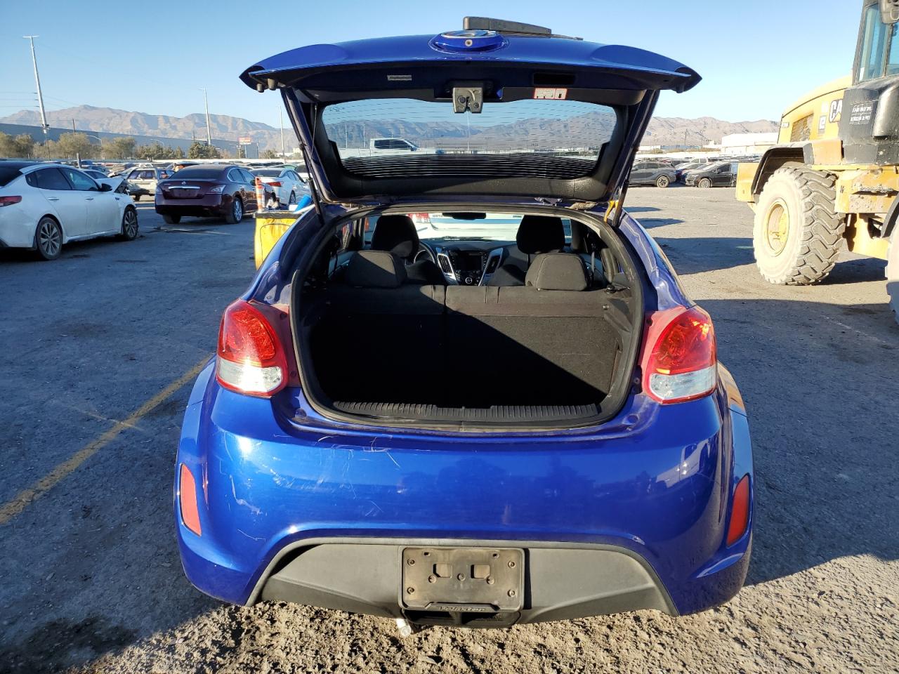 2014 Hyundai Veloster VIN KMHTC6AD2EU197158 Copart auction photo, vandalism damage thumbnail 6