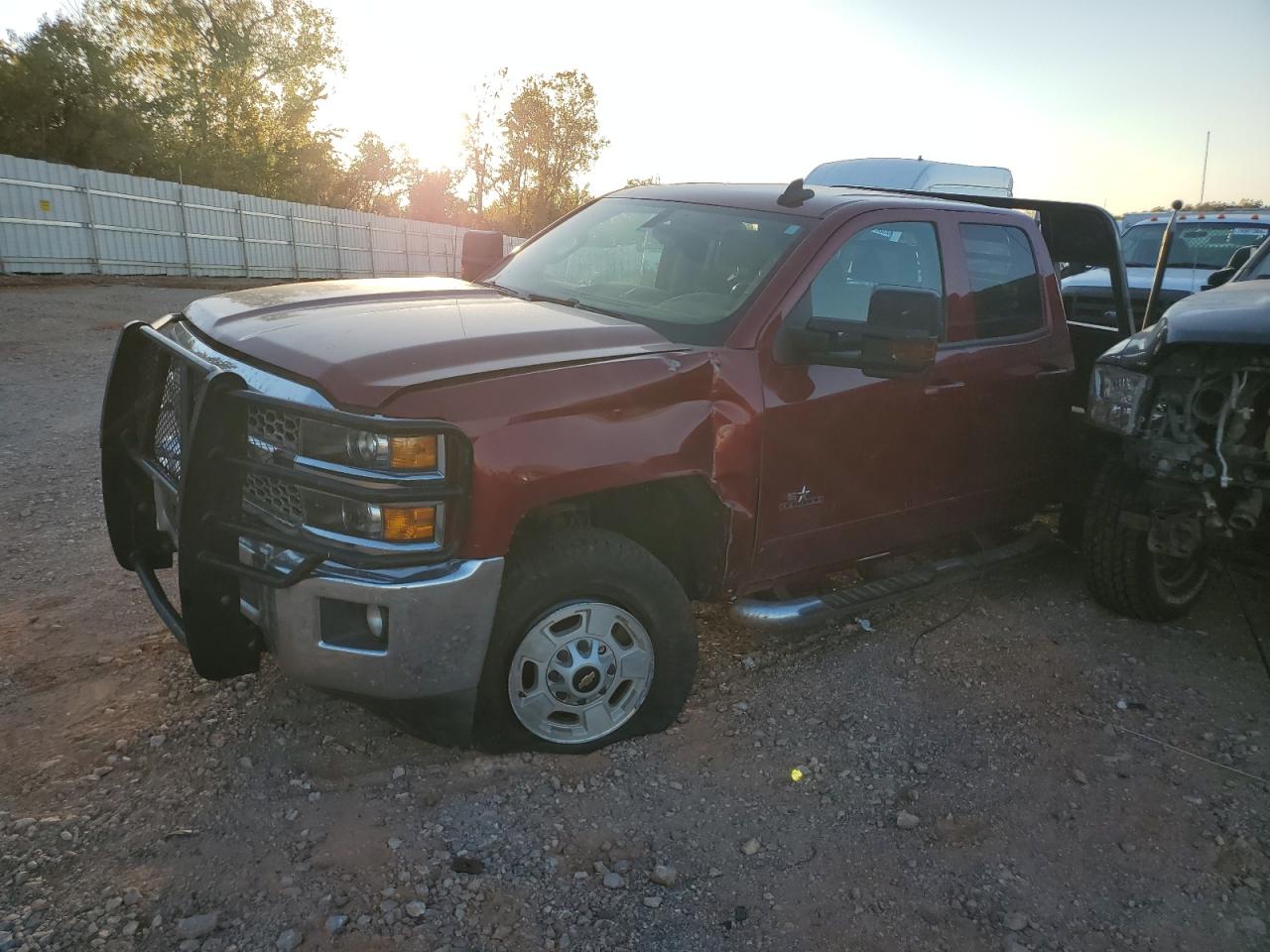 2019 Chevrolet Silverado VIN 2GC2KSEGXK1131013