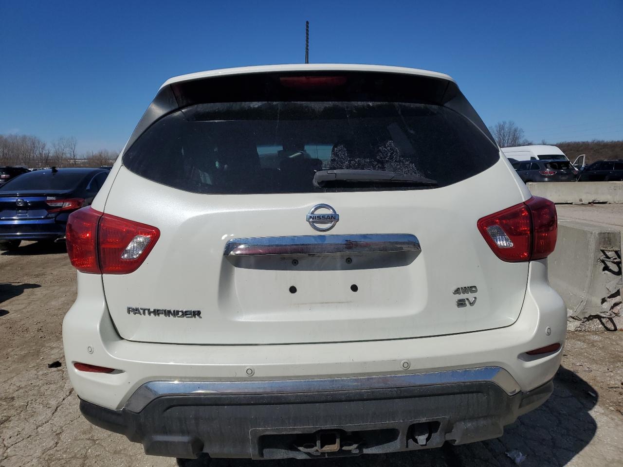 2018 Nissan Pathfinder VIN 5N1DR2MM0JC656730 Copart auction photo, front end damage thumbnail 6