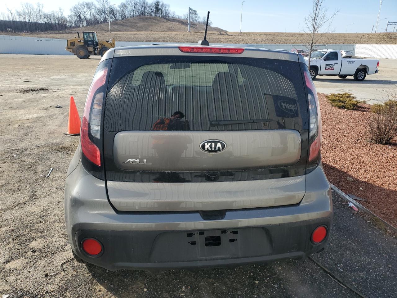 2019 KIA Soul VIN KNDJN2A25K7669568 Copart auction photo, side / rear end damage thumbnail 6