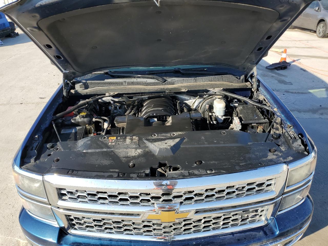 2015 Chevrolet Silverado VIN 3GCUKSEC8FG189348 Copart auction photo, rear end / minor dent/scratches damage thumbnail 11
