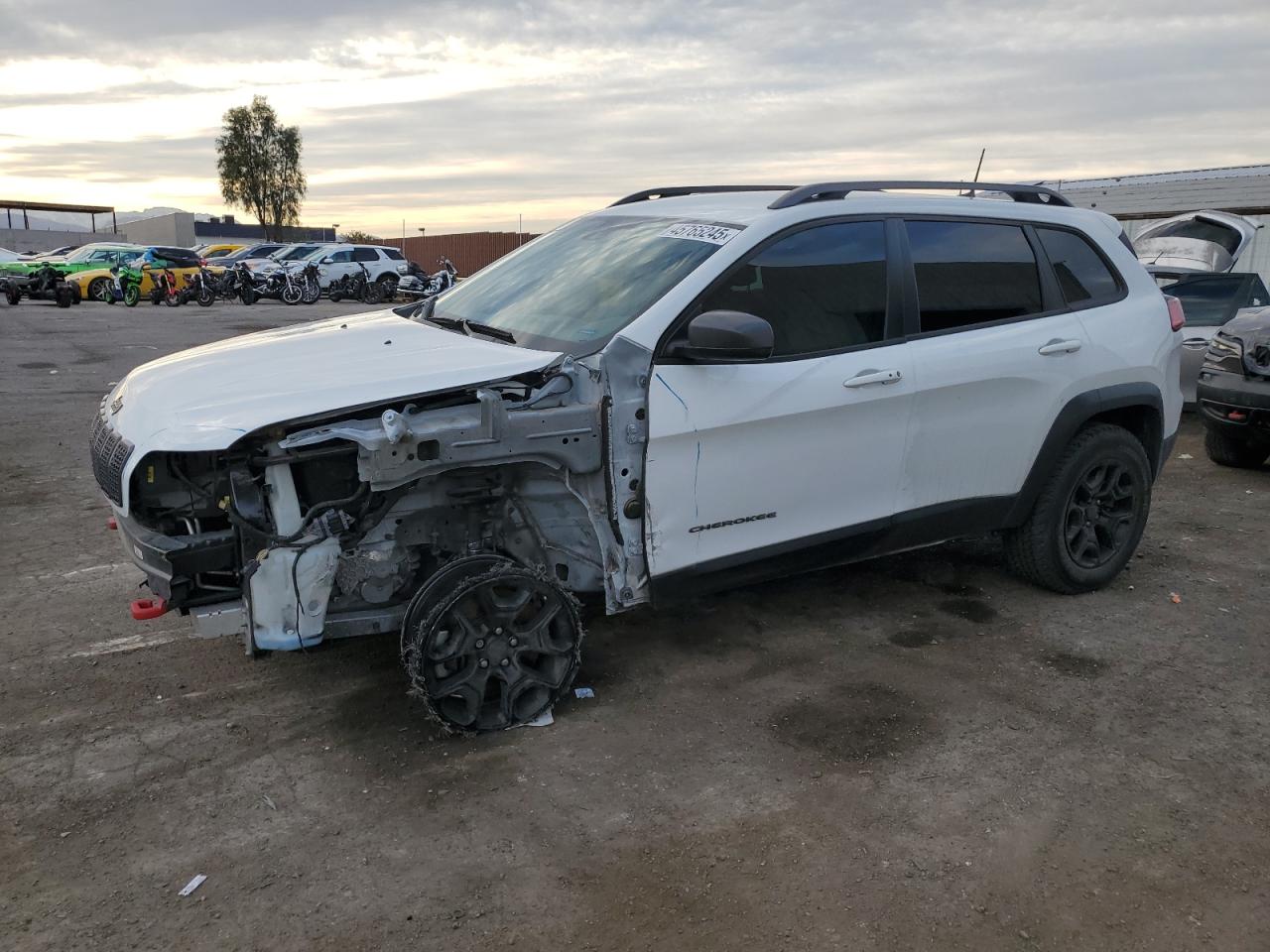 2019 Jeep Cherokee VIN 1C4PJMBX7KD360617