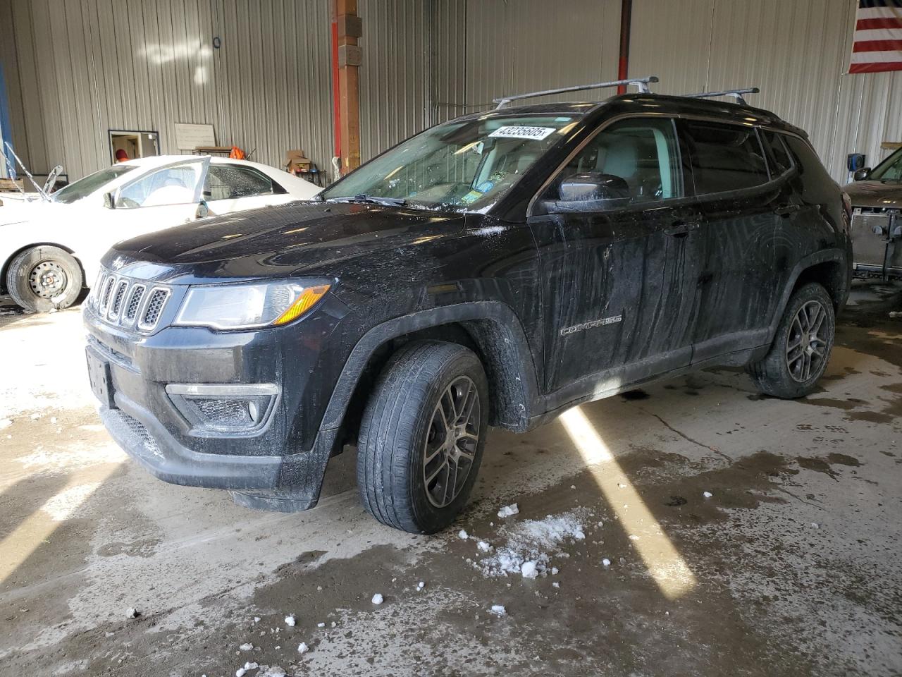 2019 Jeep Compass VIN 3C4NJDBB2KT828095