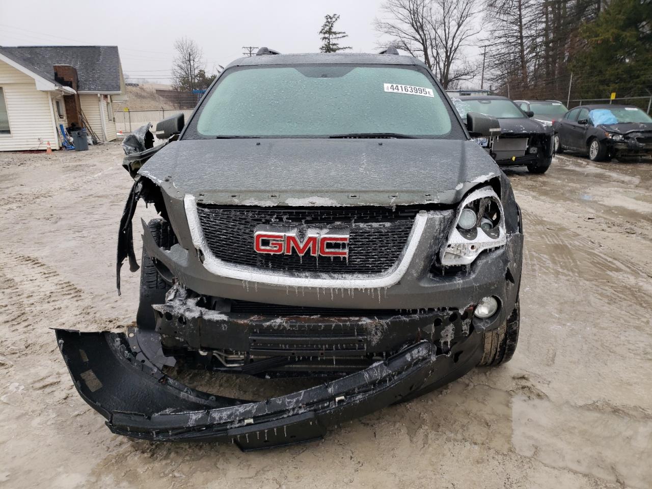 2011 GMC Acadia VIN 1GKKVRED0BJ350501 Copart auction photo, front end / side damage thumbnail 5