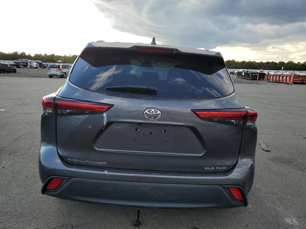 2021 Toyota Highlander VIN 5TDGZRBH5MS545433 Copart auction photo, side / rear end damage thumbnail 6
