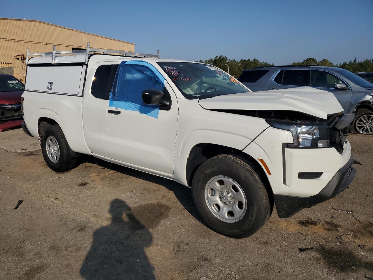 2024 Nissan Navara (Frontier) VIN 1N6ED1CL2RN637720 Copart auction photo, front end damage thumbnail 4