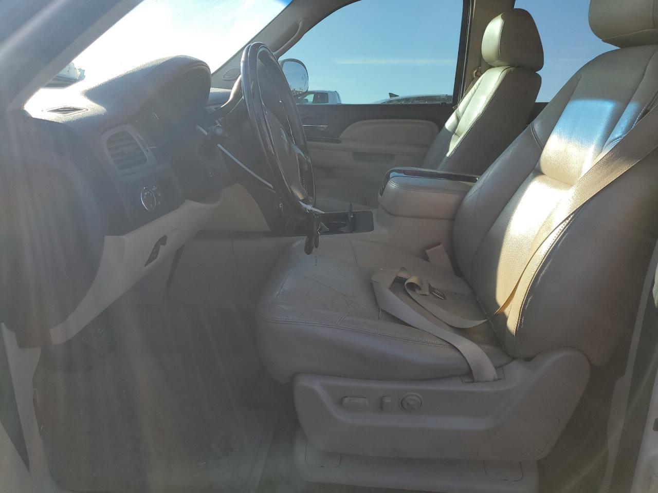 2012 GMC Yukon VIN 1GKS2EEF7CR104843 Copart auction photo, front end damage thumbnail 7